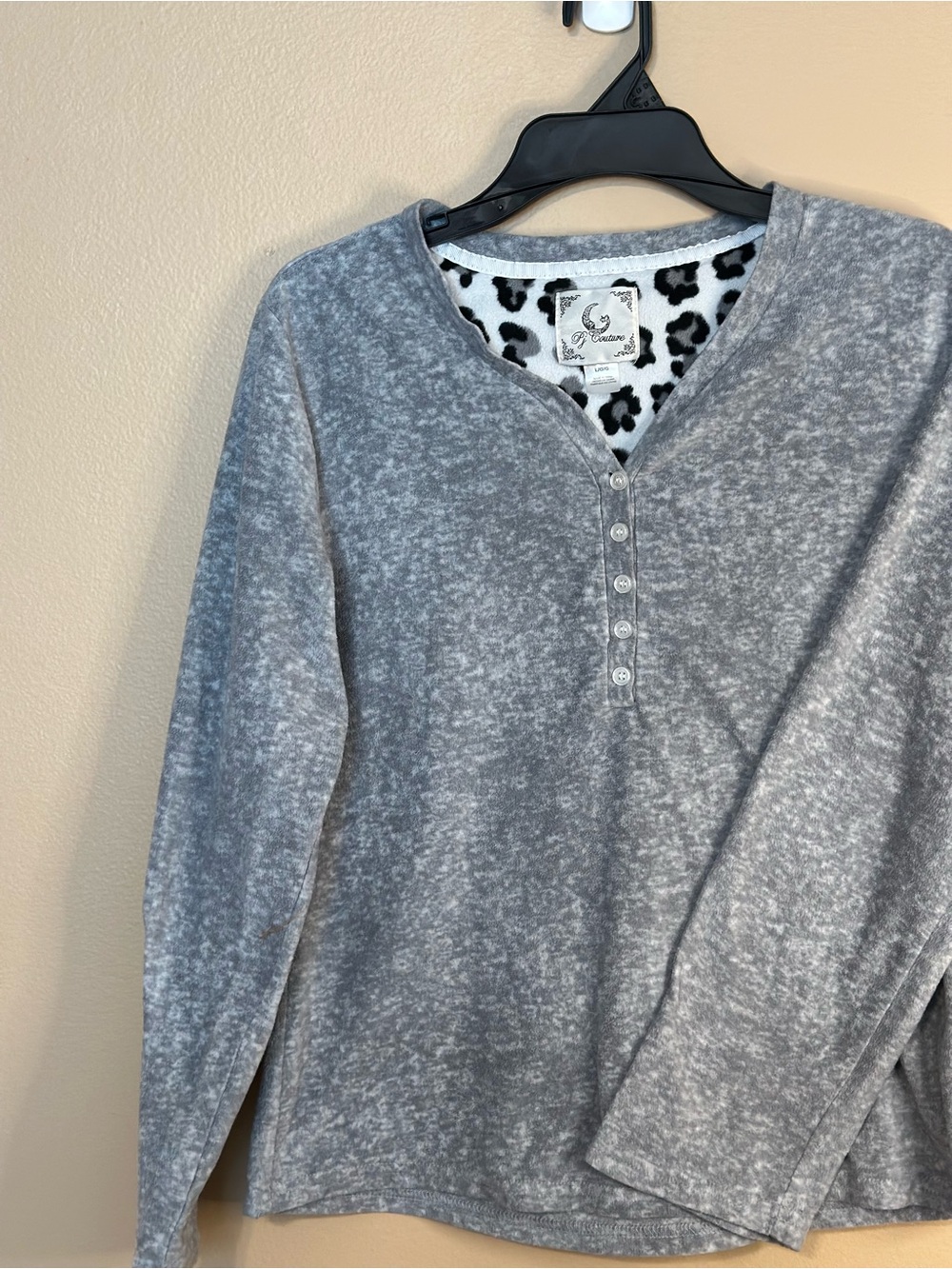PJ Couture Pajama Set Womens Medium Grey Fleece Leopard Print 2 Piece Loungewear